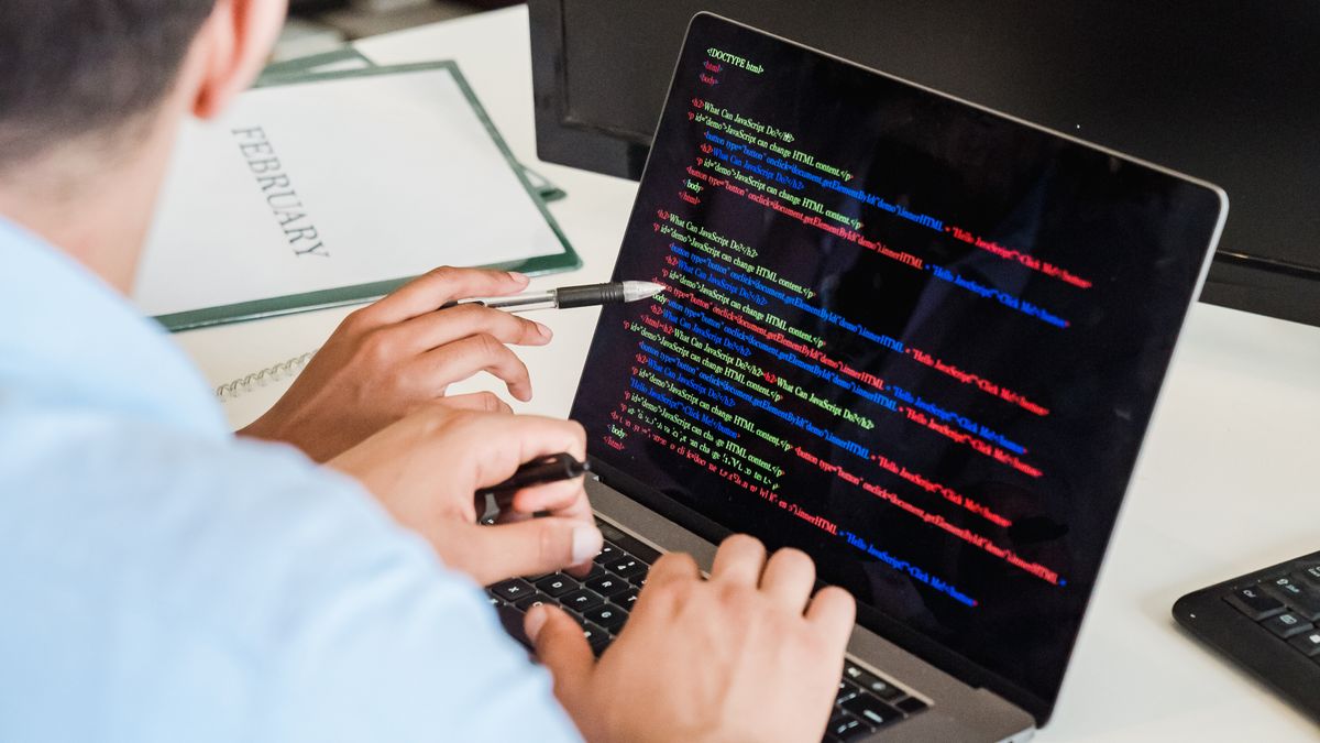 Node.js Nedir? Sunucu Tarafında JavaScript ile Neler Yapılabilir?